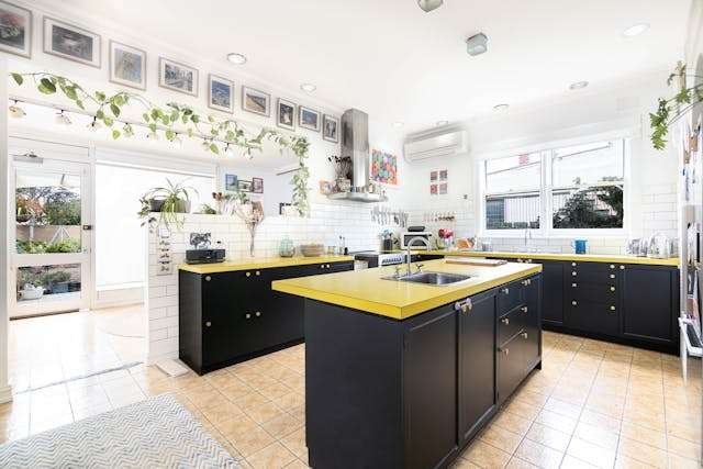 Read more about the article Deep Cleaning in Forney, TX After Summer: Affordable Airbnb Specialists Near You